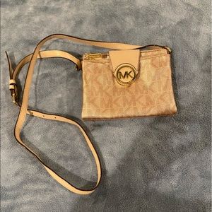 Michael Kors Crossbody